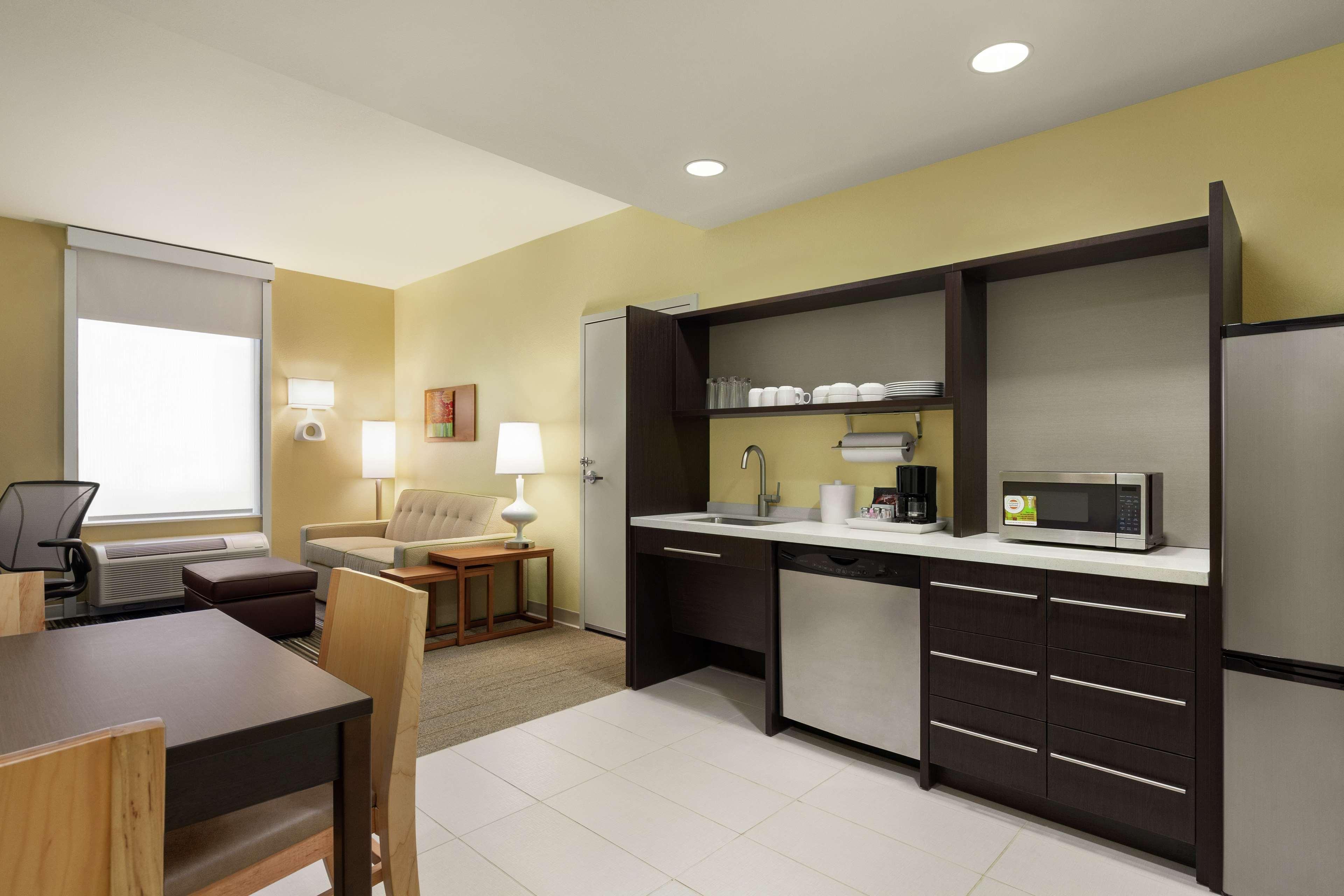 Home2 Suites By Hilton Lubbock Esterno foto