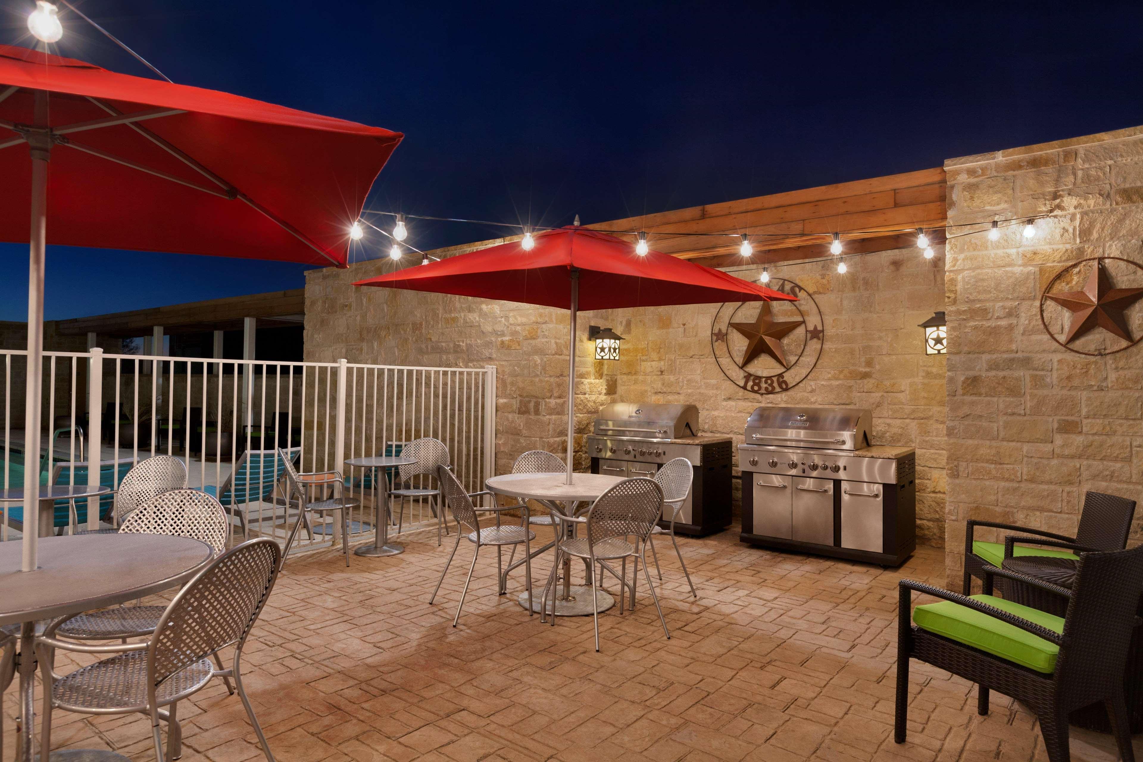 Home2 Suites By Hilton Lubbock Esterno foto